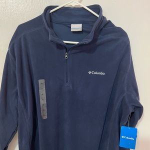 Navy Columbia quarter zip fleece sweater